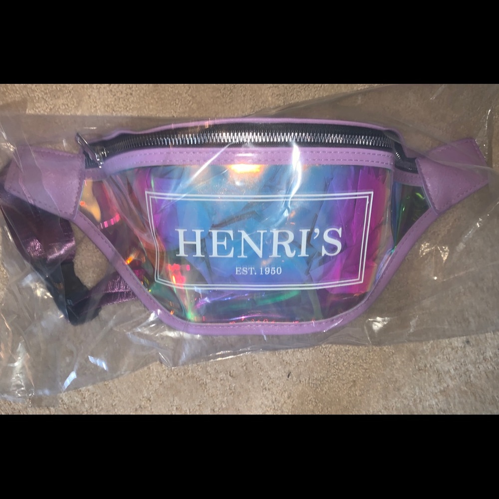 Henri’s holographic fanny pack